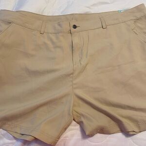 Womens Tan Shorts

New